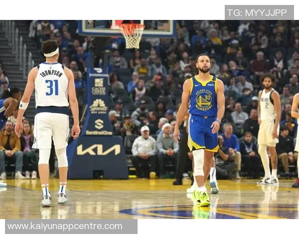 库里轻松出战16分钟贡献11分4篮板3助攻展现实力不凡 库里轻松出战16分钟贡献11分4篮板3助攻展现实力不凡