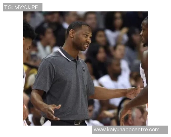 锡安突感不适威利格林表示情况不严重但仍需观察恢复情况