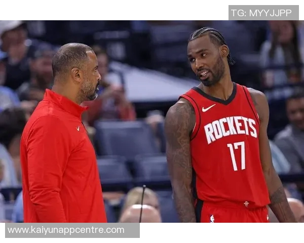 乌度卡确认亚当斯缺席对阵爵士伊森出战与否尚待决定其他球员预计均能参赛 乌度卡确认亚当斯缺席对阵爵士伊森出战与否尚待决定其他球员预计均能参赛