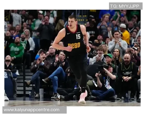 米勒评选历史最佳中锋贾巴尔奥尼尔领衔若约基奇夺三冠将改写历史