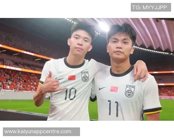 兄弟情深王钰栋赞蒯纪闻帅气互诉心声不再孤单 兄弟情深王钰栋赞蒯纪闻帅气互诉心声不再孤单