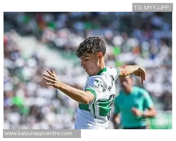 皇马1月追逐埃尔切小将门多萨未果球员崇拜梅西为偶像