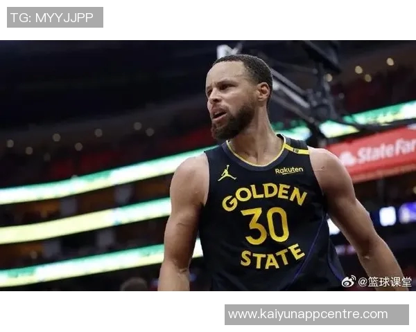 库里谈球队表现称回归后战术体系应保持一致性