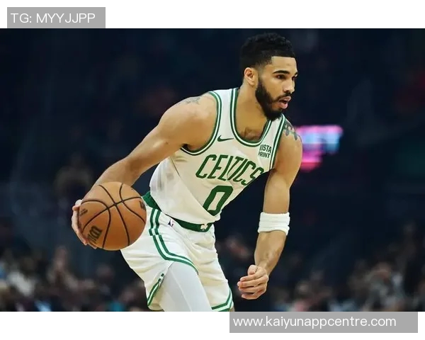 26年来唯一能同时达到150分50助攻20三分的五大球员分析与比较